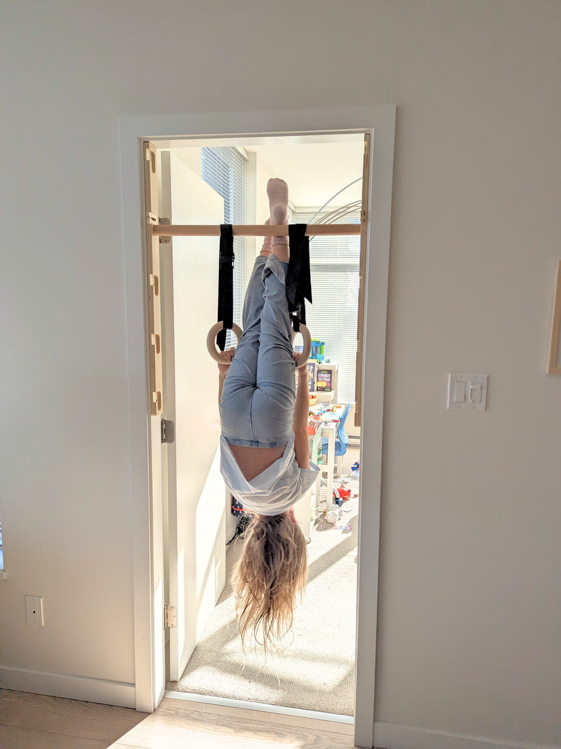 Back-to-School Energy: A 10-Minute After-School Pull-Up Bar Routine for Kids